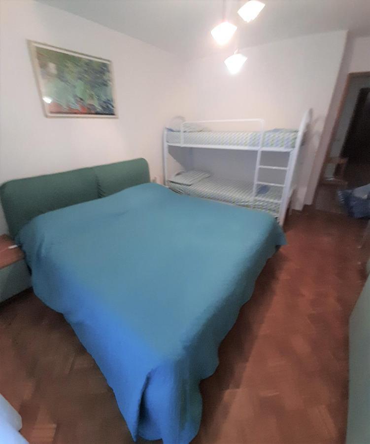 Apartments Eva Zambratija  Luaran gambar